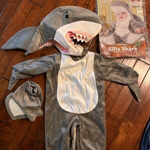 Baby shark costume